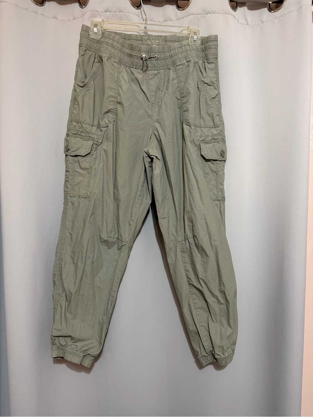 Calvin Klein Women's Cargo Jogger Pants in Sage
